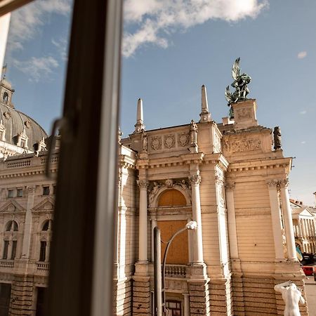Apartopera Lwów Zewnętrze zdjęcie