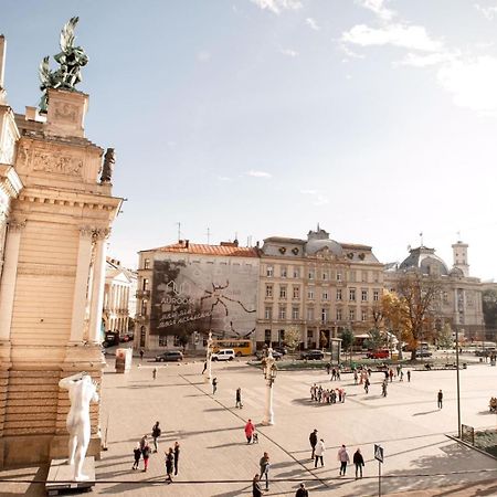 Apartopera Lwów Zewnętrze zdjęcie